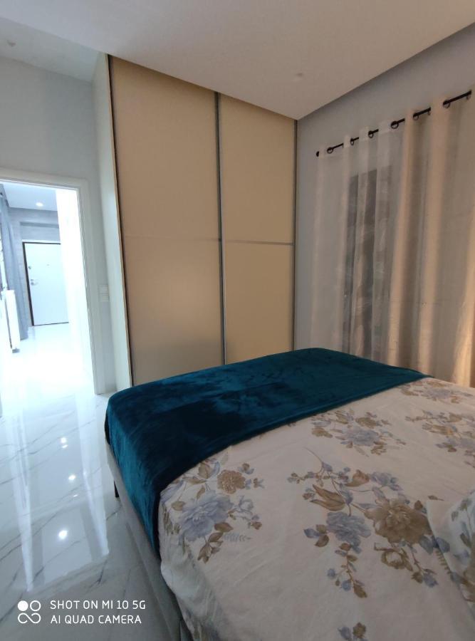 Modern Apartment With A Huge Terrace 雅典 外观 照片