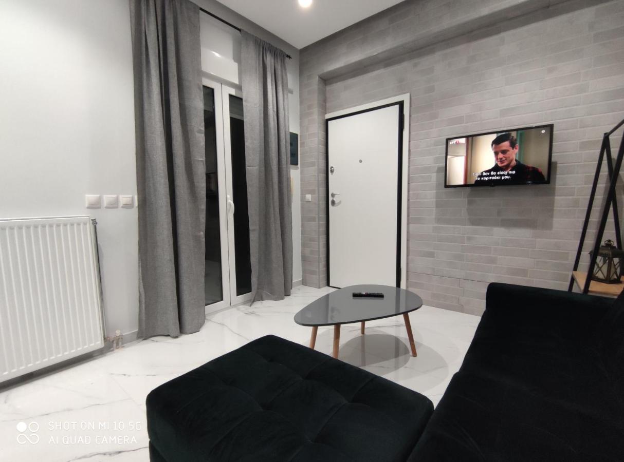 Modern Apartment With A Huge Terrace 雅典 外观 照片